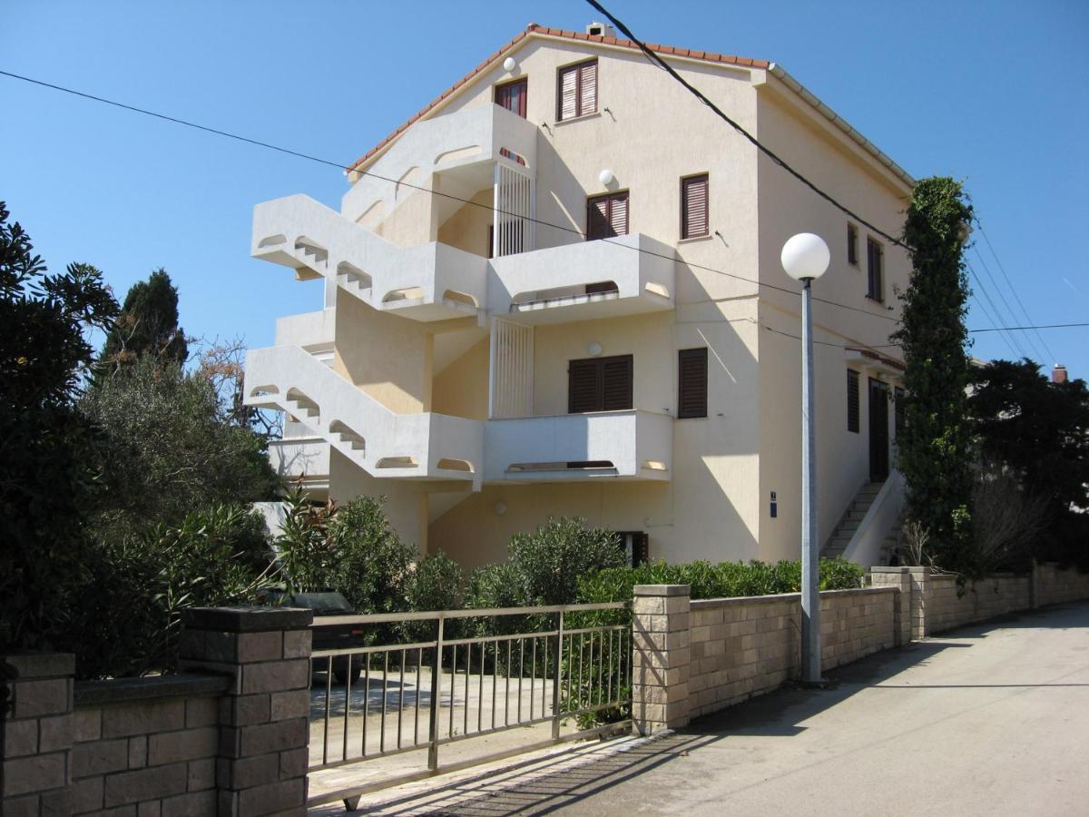 Apartments With A Parking Space Novalja, Pag - 6552 エクステリア 写真